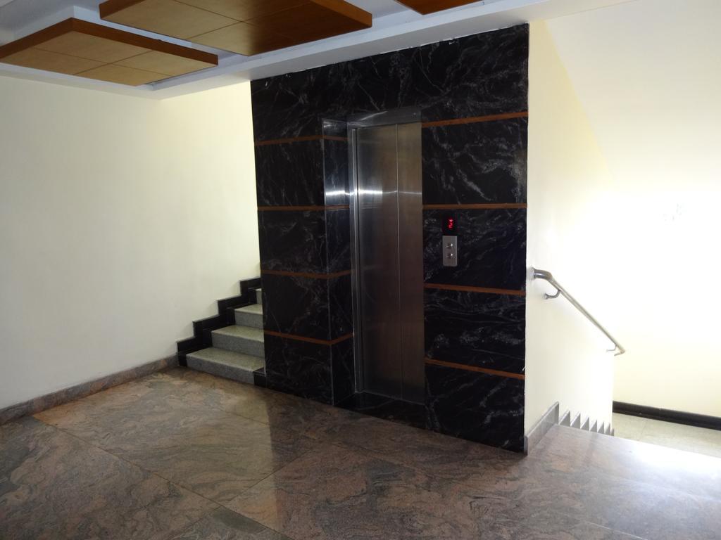 Hotel Southern Grand Vijayawāda Extérieur photo